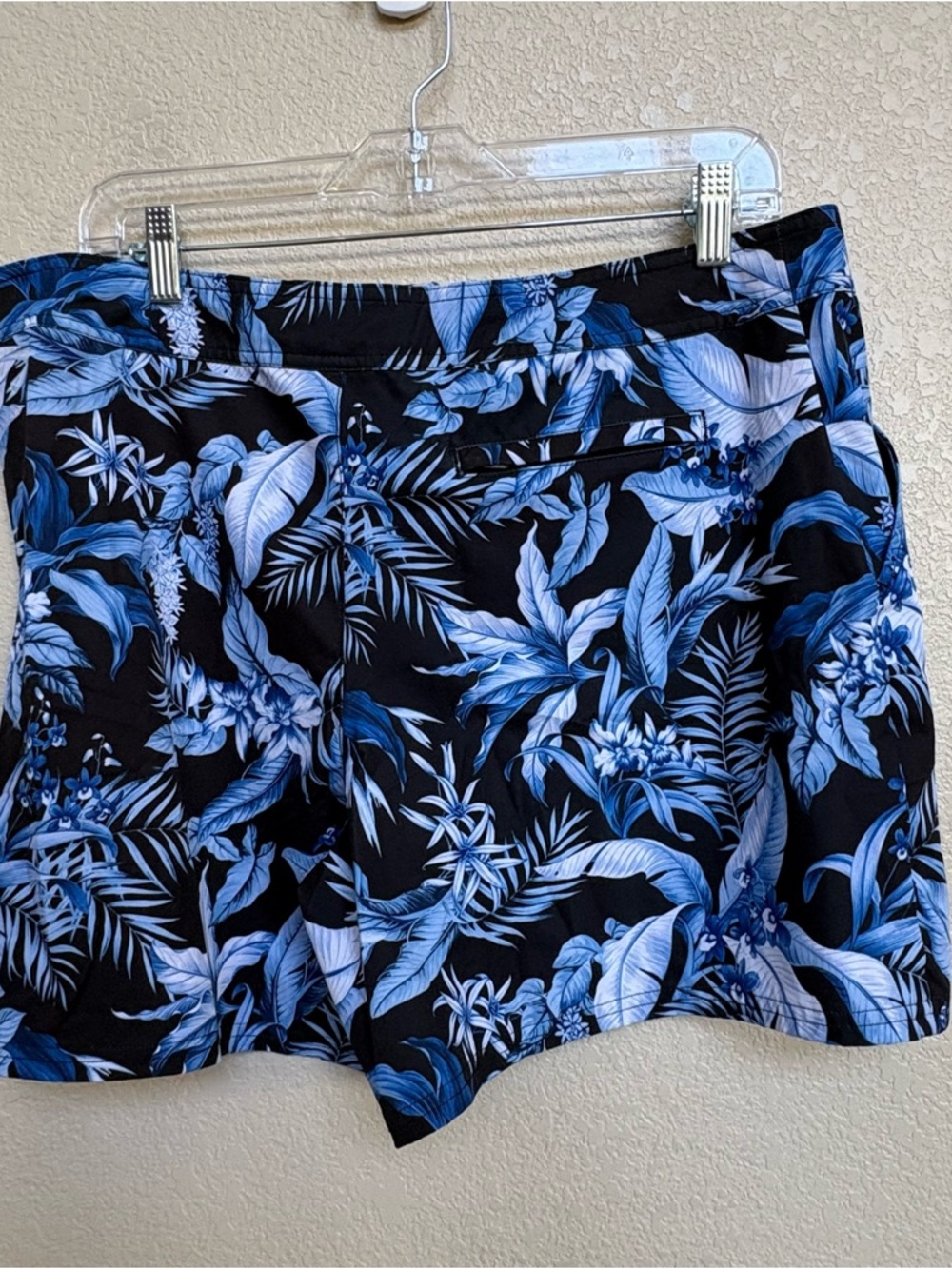 Tommy Bahama Blue Tropical Floral Swim Trunks Board‎ Shorts Men’s XL - Picture 2 of 7